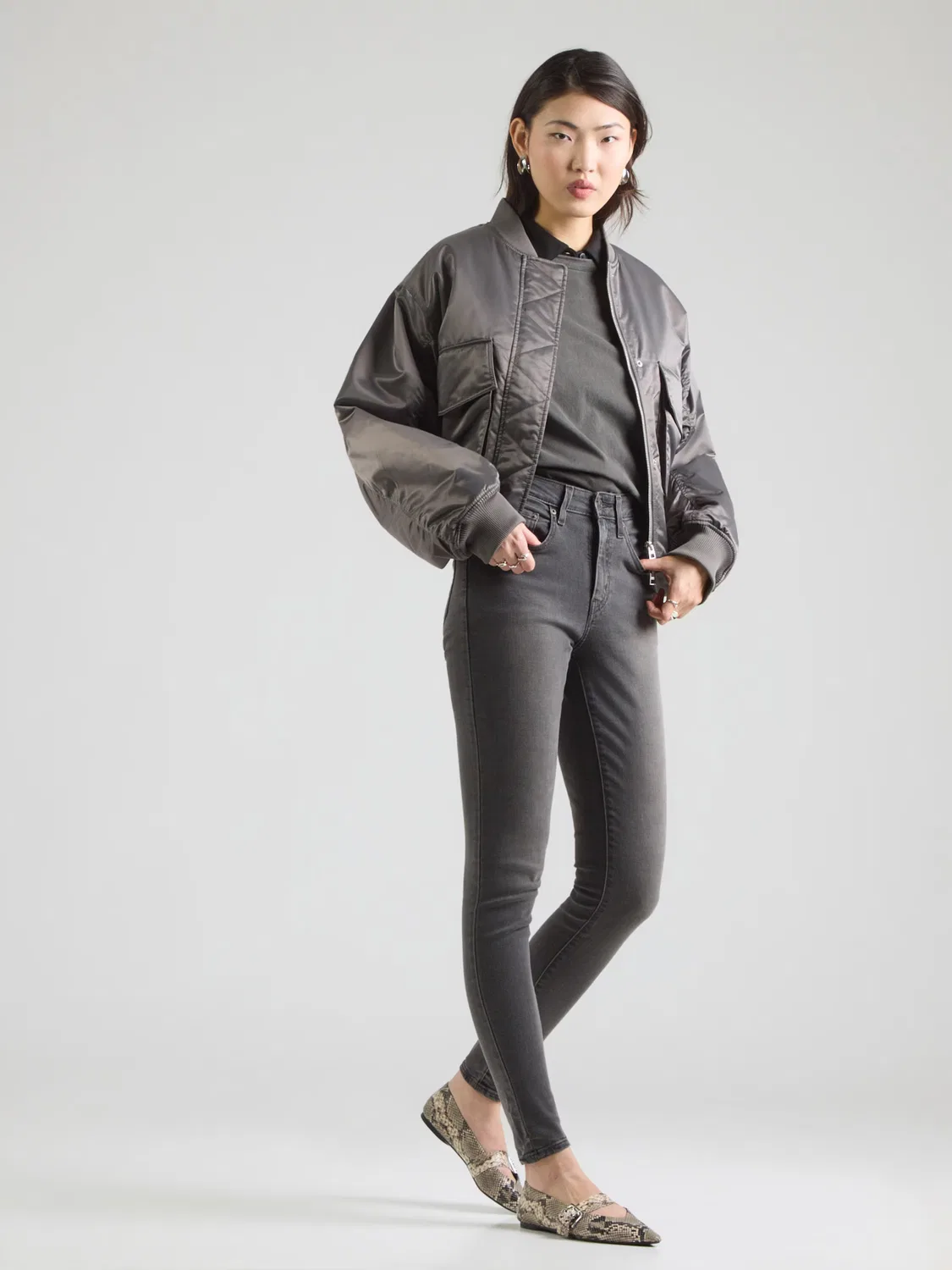 Джинсы зауженного кроя '721 HIGH RISE SKINNY' Levi'S , Black Denim — фото 4