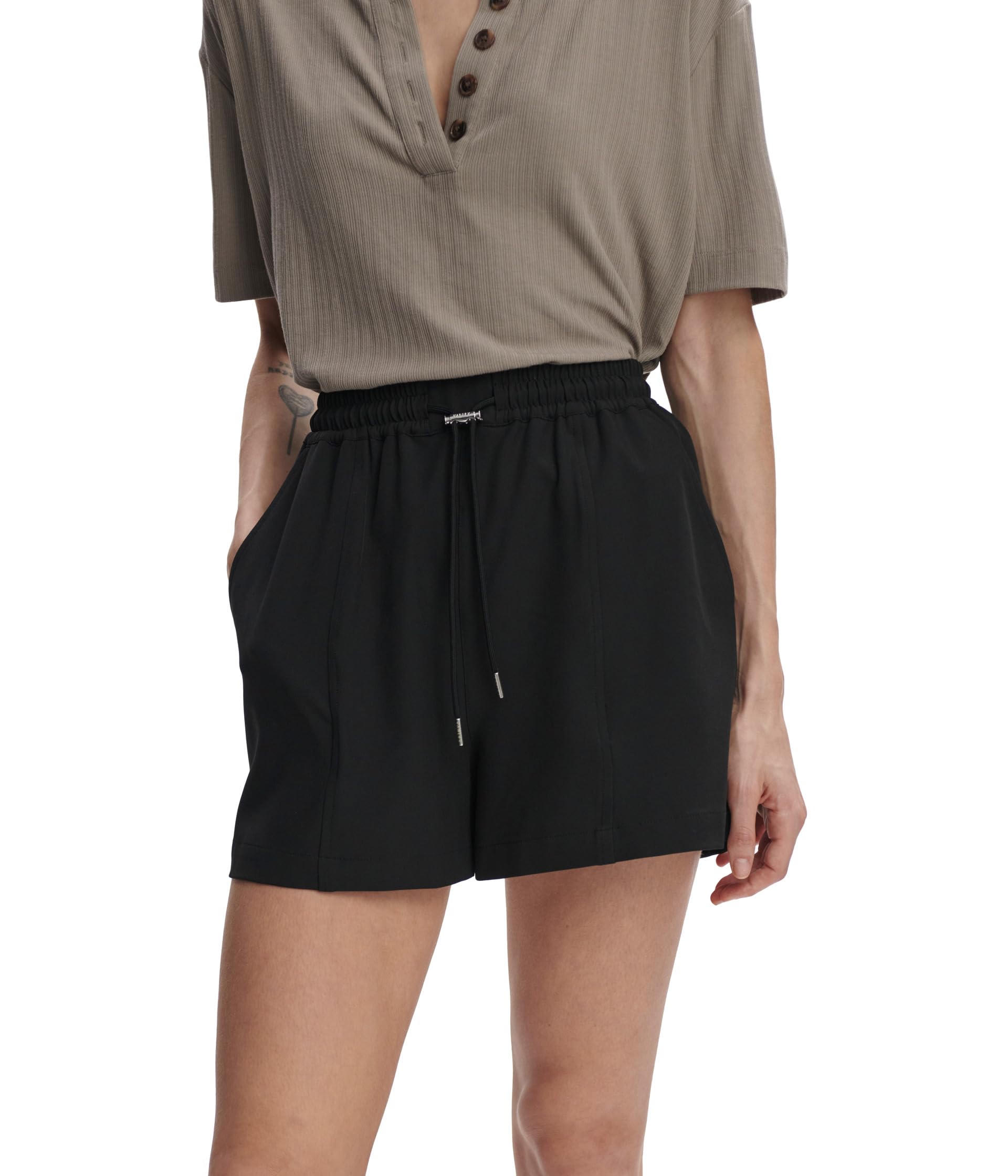 

Шорты Varley Esmond Mid Rise Shorts, черный