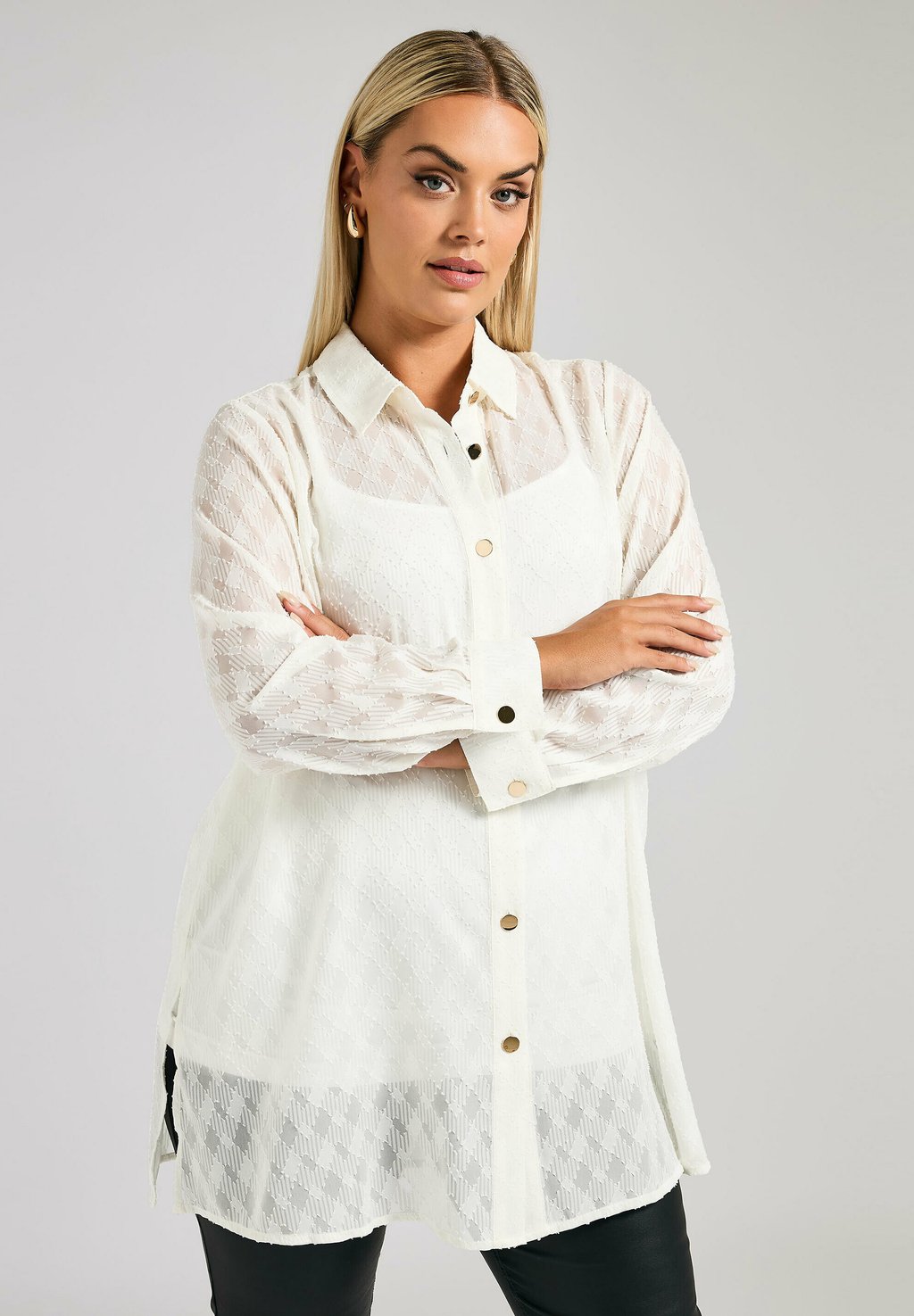 

Блузка на пуговицах Yours Clothing, белый