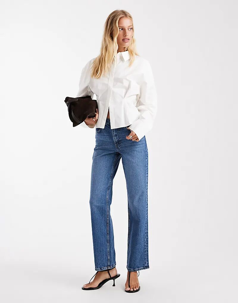 

Комфортные джинсы прямого кроя ASOS DESIGN, средне-синего цвета