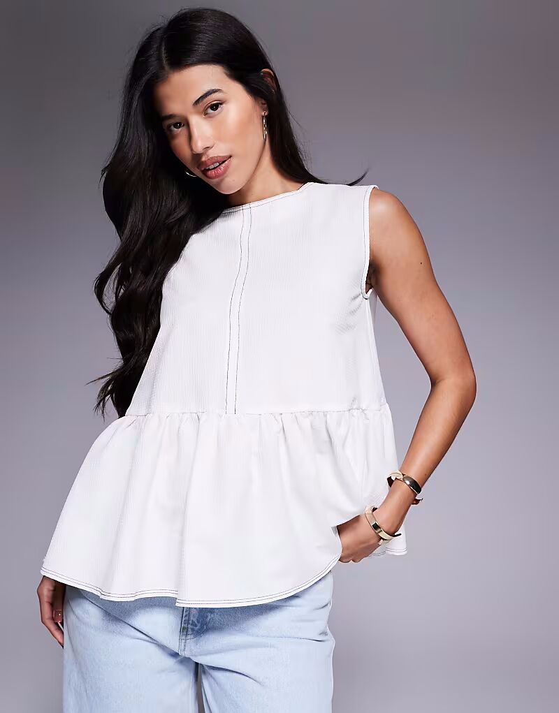 

Топ без рукавов с баской и контрастной строчкой ASOS DESIGN кремового цвета