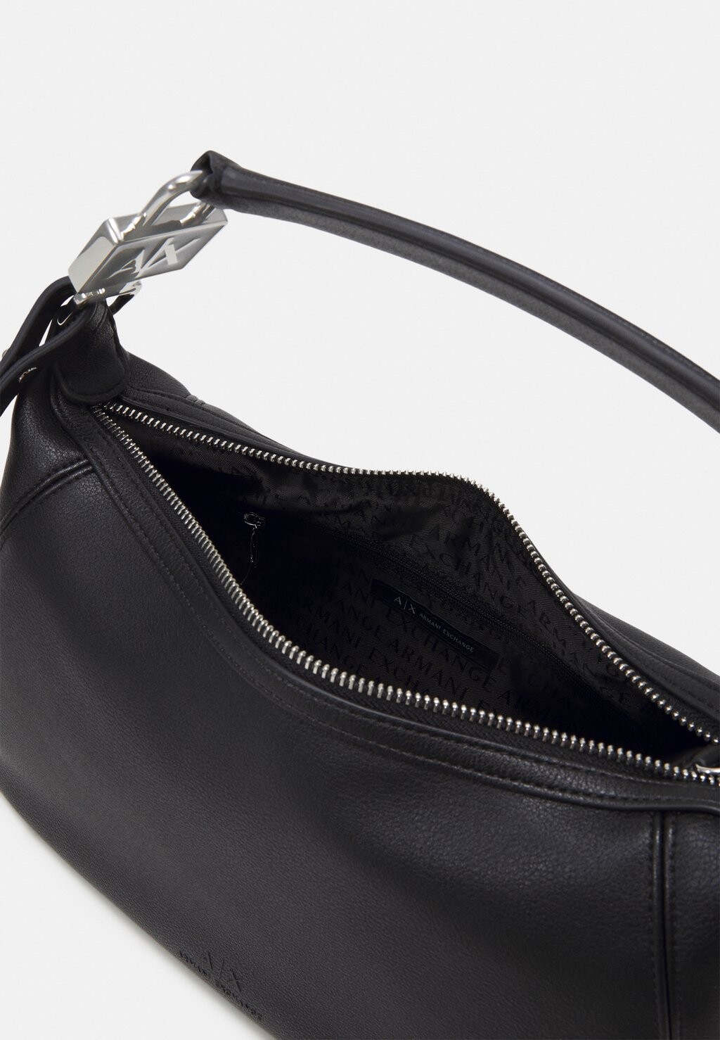 

Сумка BORSA Armani Exchange, черный