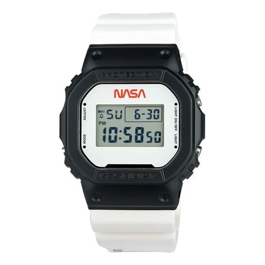

Часы CASIO G-Shock Square 'White Black', черный