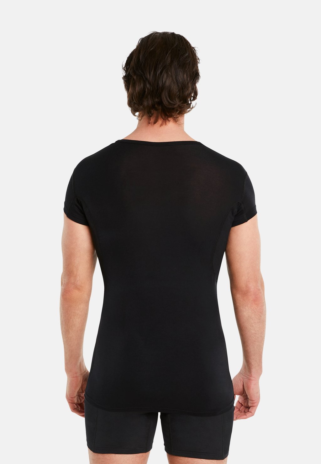 

Базовый слой ANTI SCHWEISS MIT VERKÜRZTEM ÄRMEL FINN Design, черный