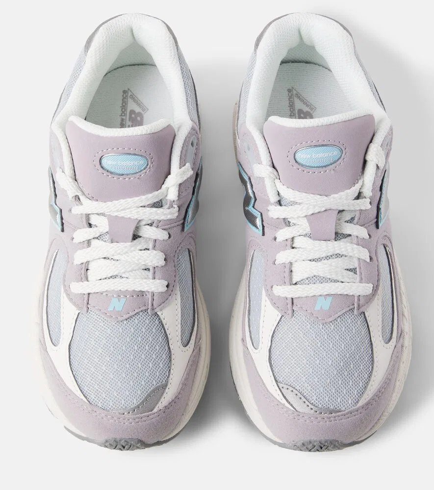 Кроссовки с замшевой отделкой 2002 года New Balance Kids, серый — фото 4