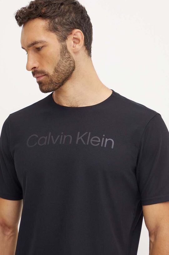 

Тренировочная футболка Calvin Klein Performance, черный