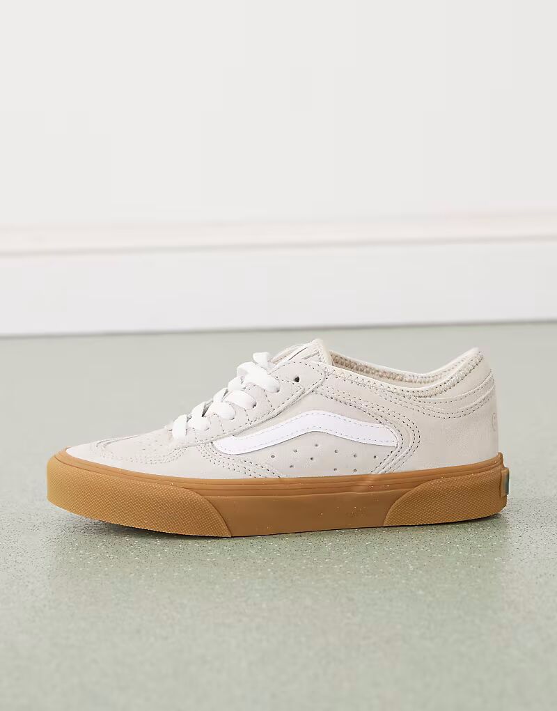 Замшевые кеды Vans Rowley Classic овсяного цвета с резиновой подошвой — фото 2