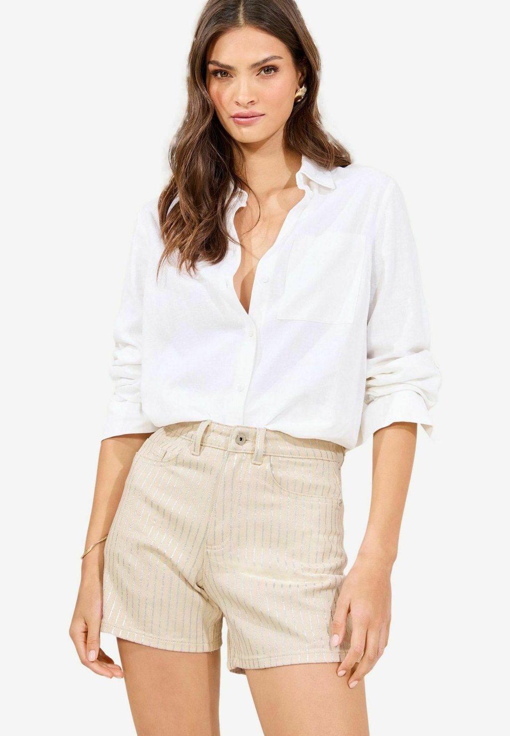 

Джинсовые шорты REGULAR FIT MOM Lipsy, бежевый