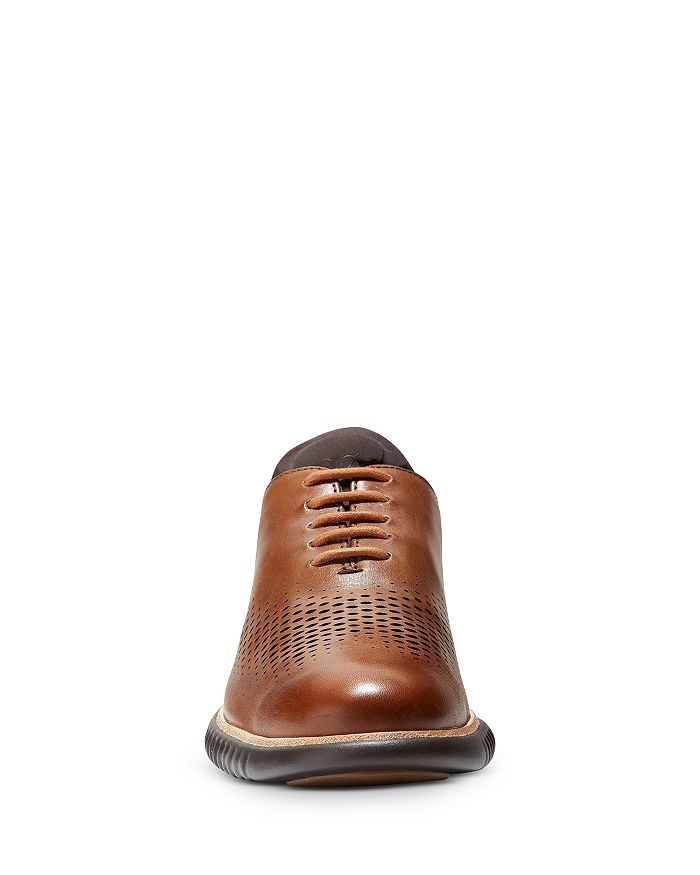 Мужские оксфордские туфли 2.ZERØGRAND Laser Wingtip Cole Haan, коричневый — фото 4