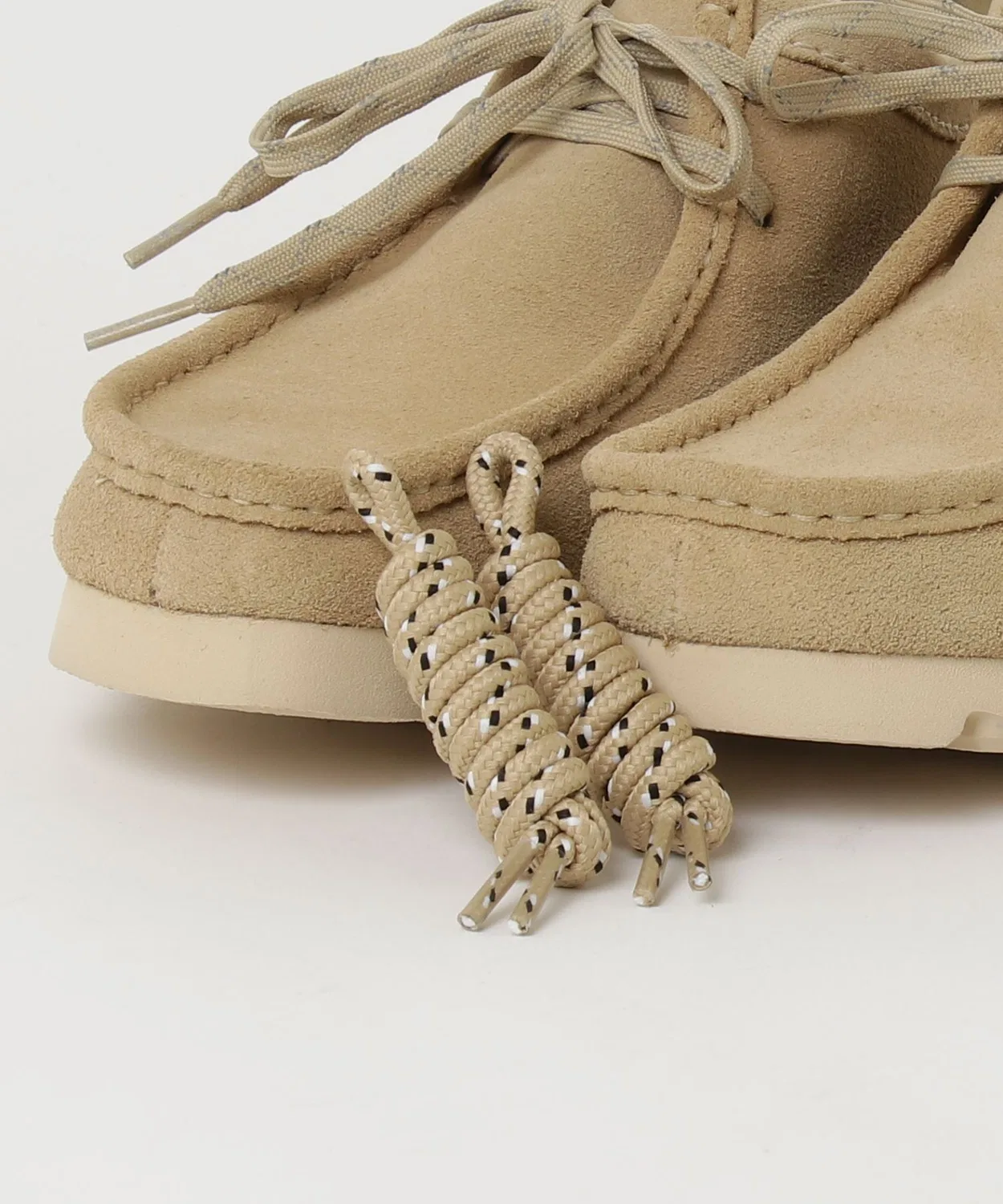 Кроссовки Wallabee GORE-TEX Maple Suede Clarks, カーキ — фото 4