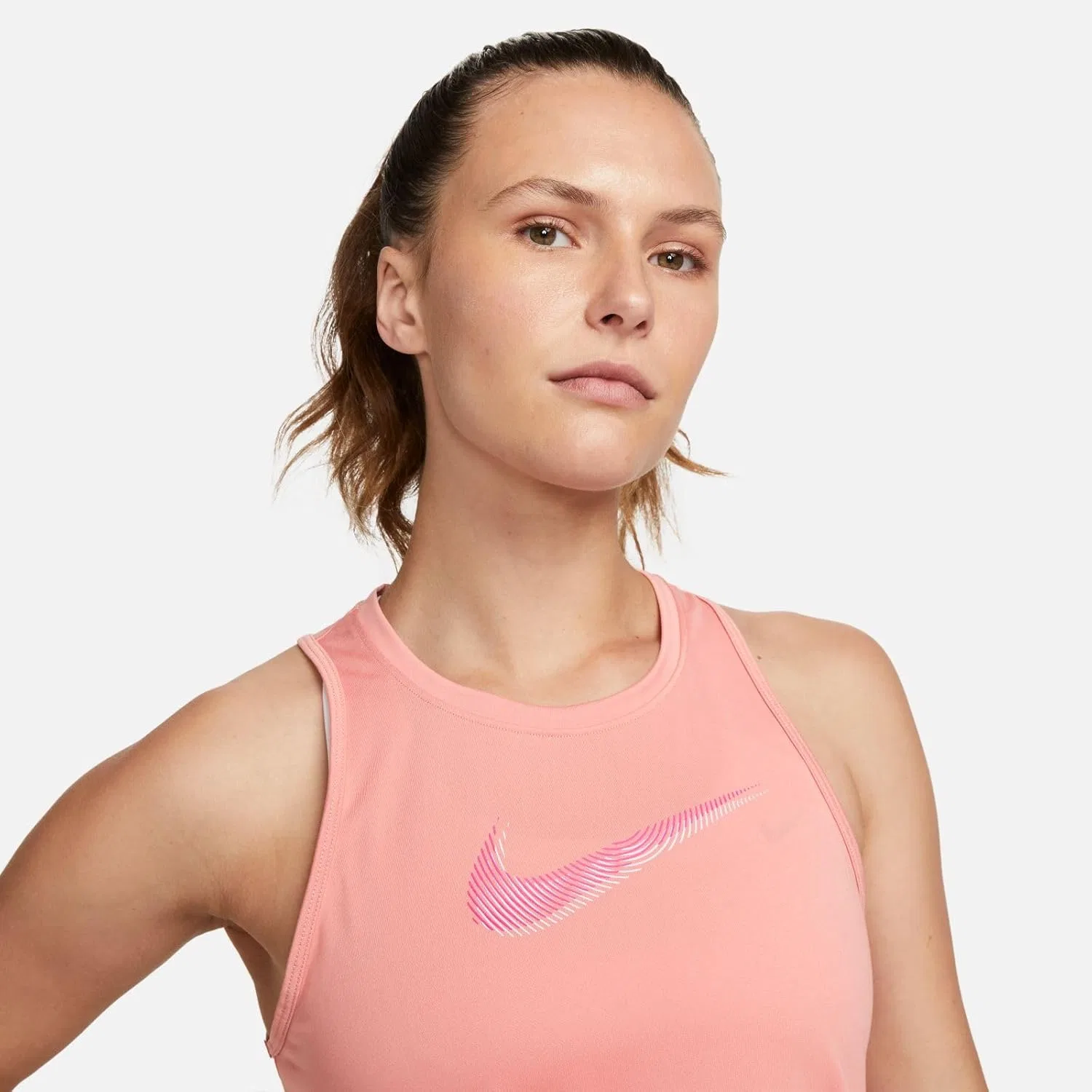 Футболка Nike Women's Retro, Red Stardust/Fierce Pink — фото 4