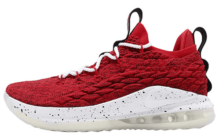 

Мужские баскетбольные кроссовки Nike Lebron 15