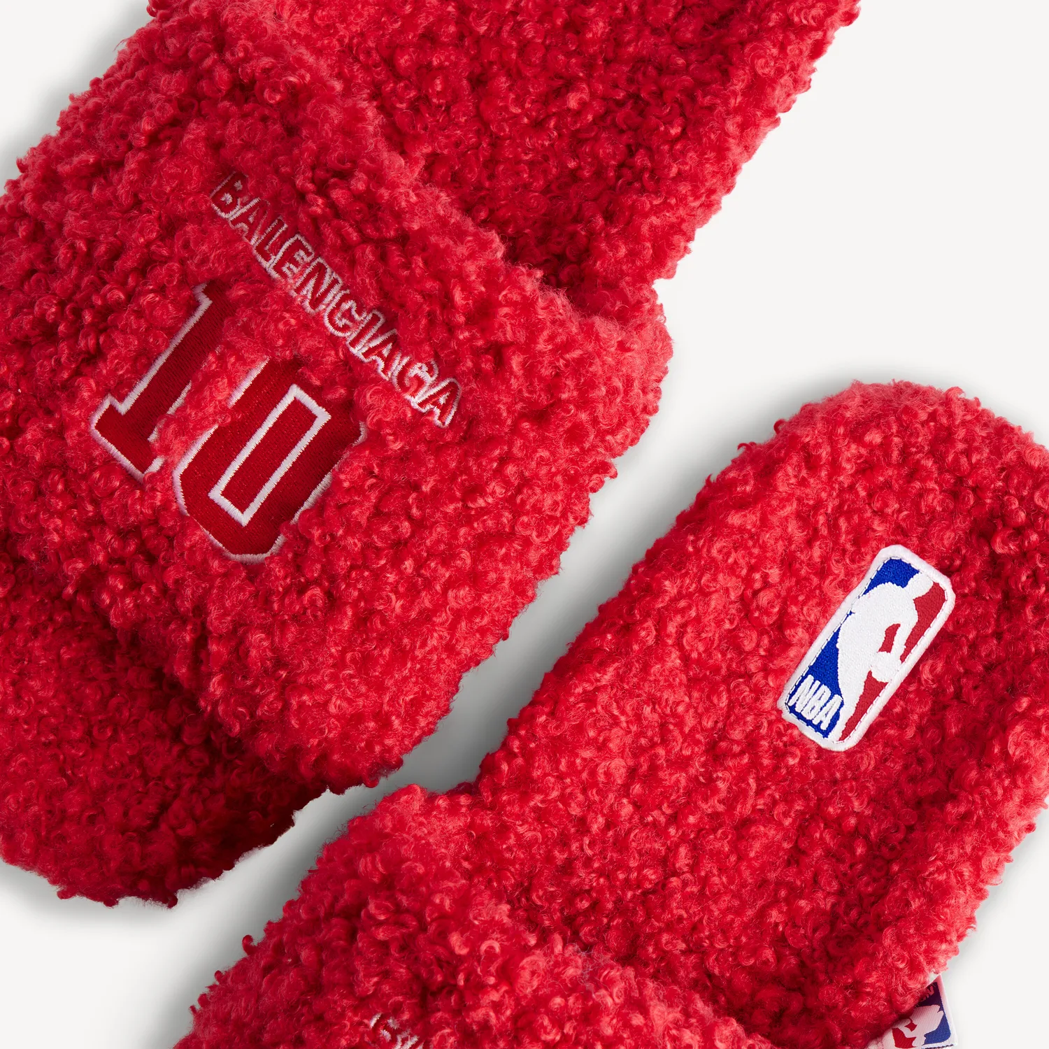 Мужские меховые открытые мюли Balenciaga в сотрудничестве с NBA, красно-белые — фото 3