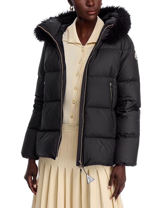

Куртка-пуховик с капюшоном и отделкой из овчины Laichefur Moncler, черный