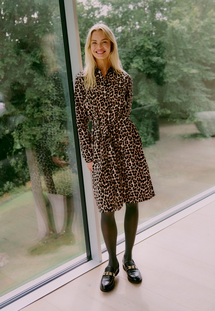 

Платье b.young BMMHENNY SHIRT DRESS, Black Mix/Black