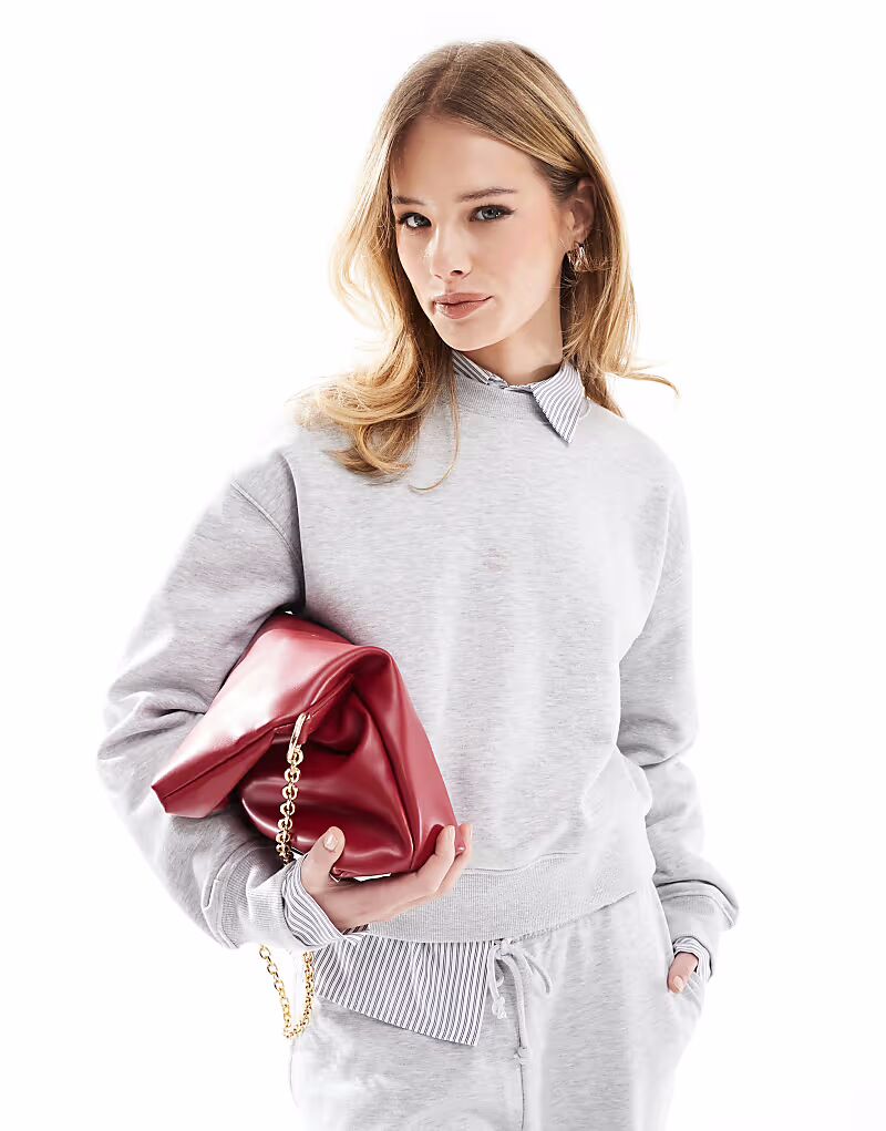 

Толстовка Stradivarius с круглым вырезом серого цвета