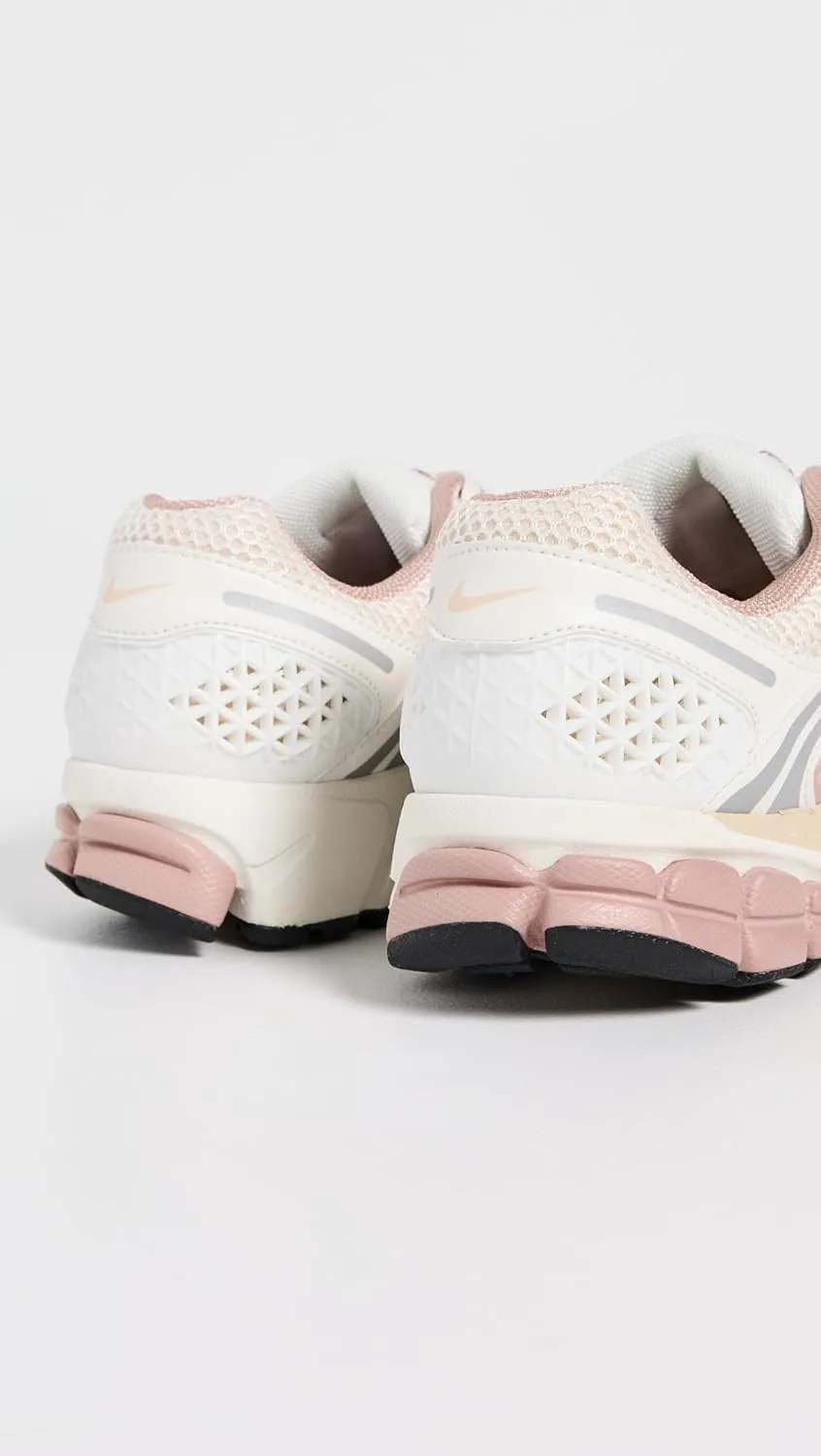 Женские кроссовки Nike W Zoom Vomero 5 M, белый/розовый — фото 3
