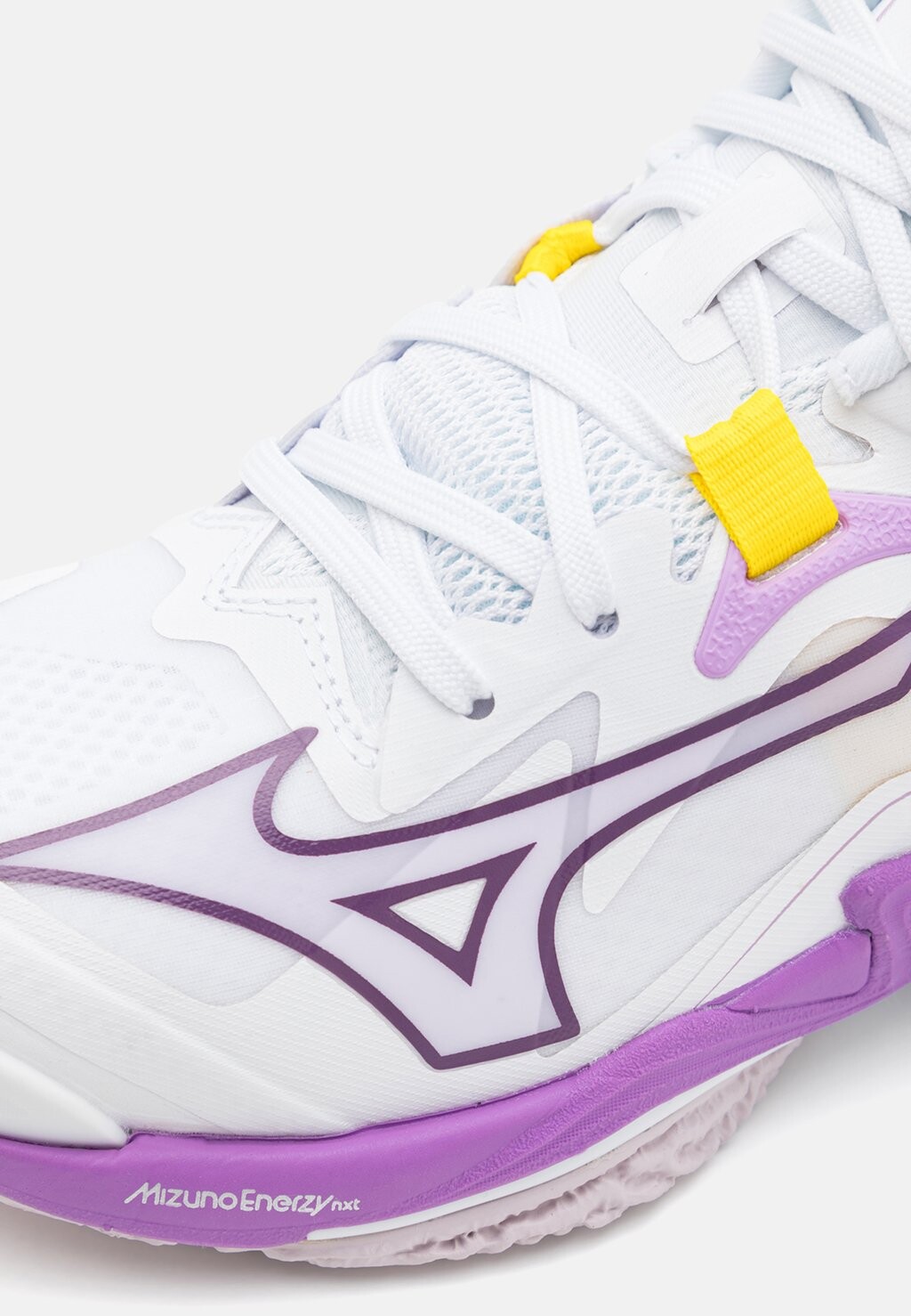 

Кроссовки WAVE LIGHTNING Z8 MID Mizuno, белый