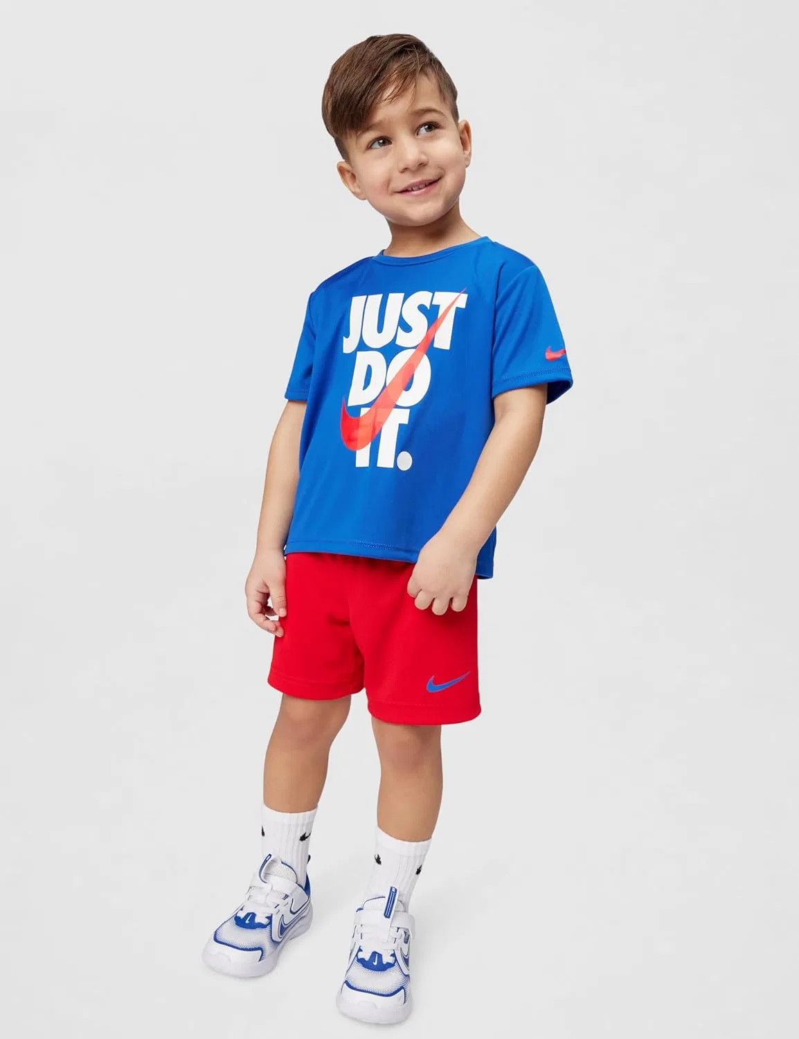 Футболка и шорты Nike Dri-FIT Just Do It, University Red/Black — фото 2