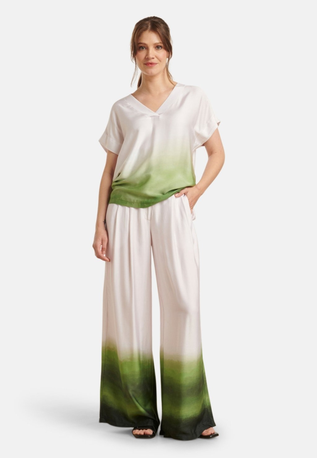 

Брюки Smashed Lemon, цвет Off White Light Green