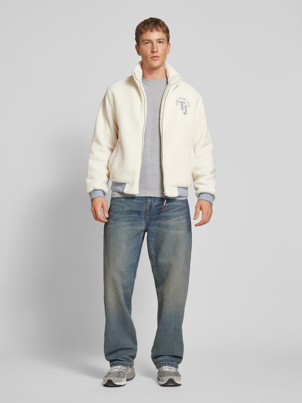

Куртка-бомбер из меха Тедди Tommy Jeans, кремовый