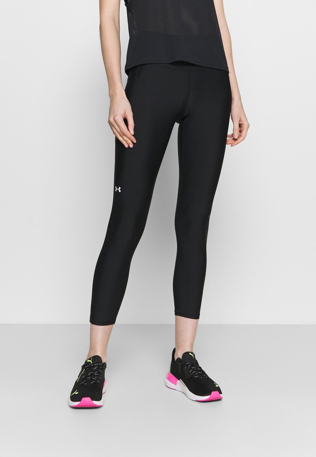 

Тайтсы Under Armour, черный