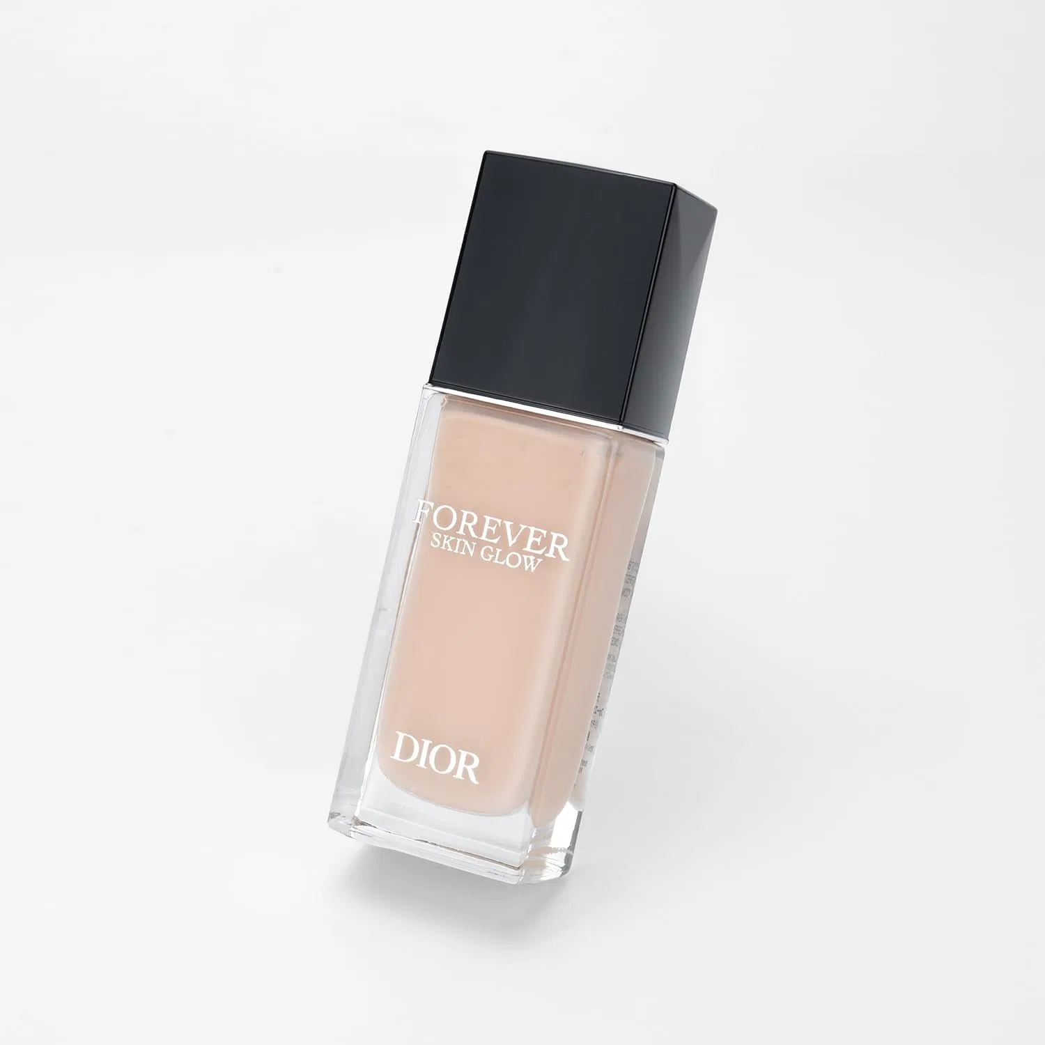 Тональная основа Dior Forever Fluid Glow 1N Neutral 30 мл — фото 3