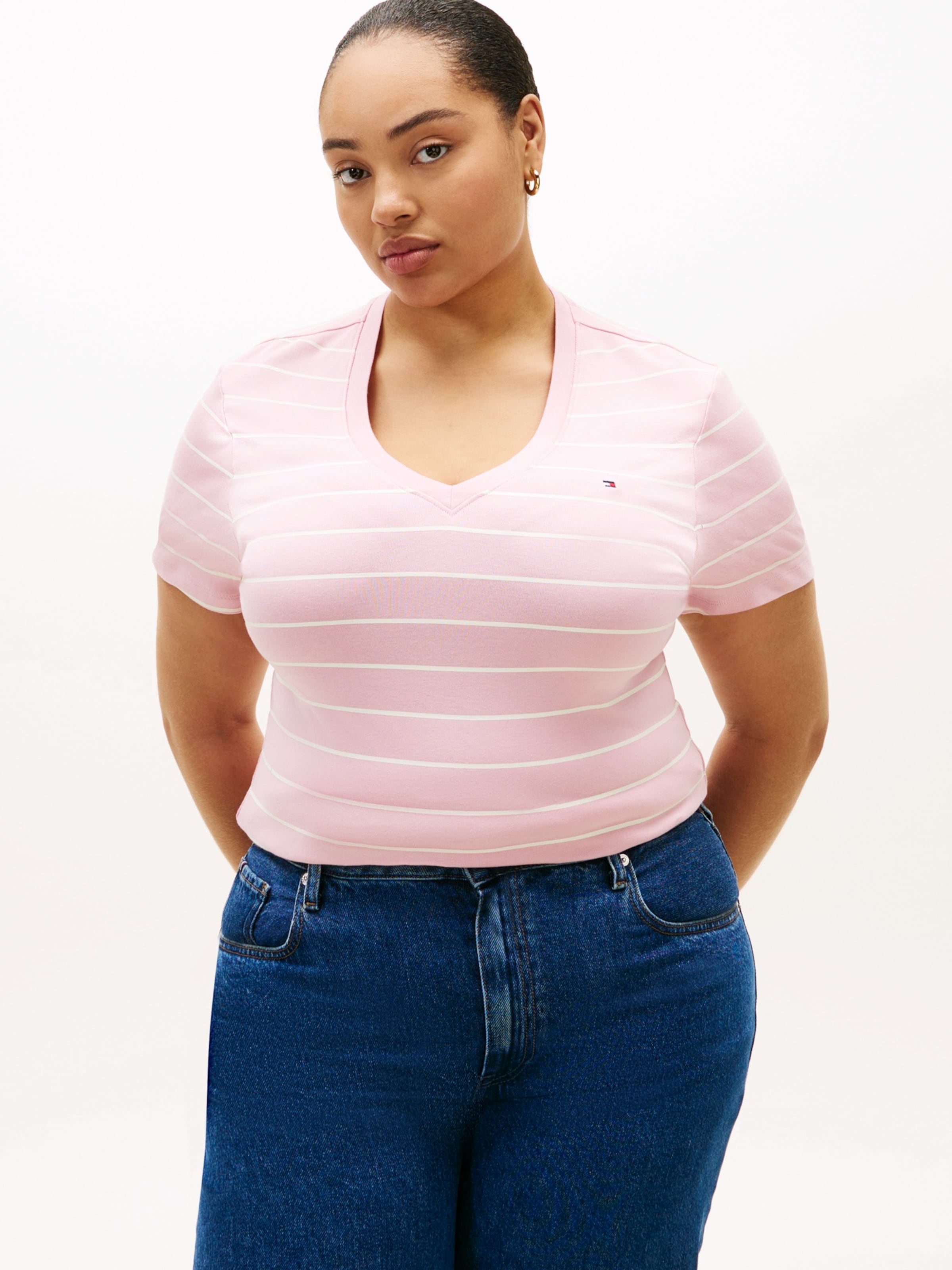 Tommy Hilfiger Curve Футболка 'CODY' в цвете Rose — фото 3
