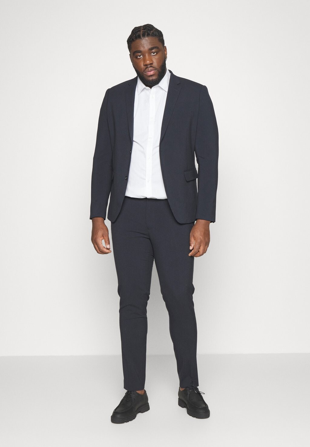 

Костюм PLAIN MENS SUIT PLUS SLIM FIT Lindbergh, темно-синий