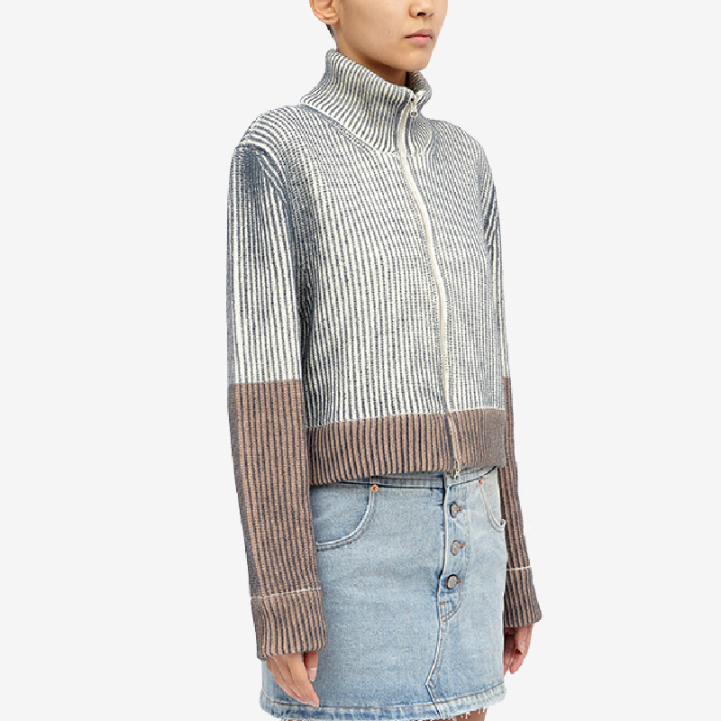 Высокий воротник на молнии вязаный кардиган MM6 Maison Margiela, серый белый — фото 4