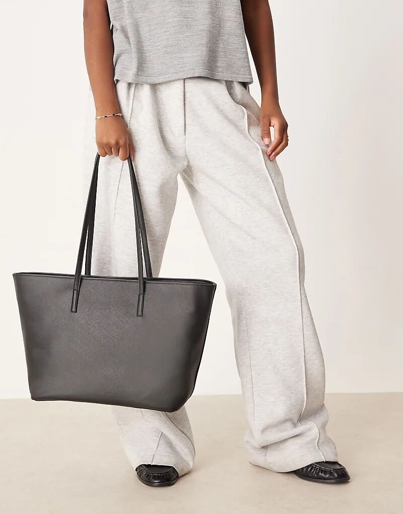 

Удобная сумка-тоут ASOS DESIGN с узкими ремнями черного цвета