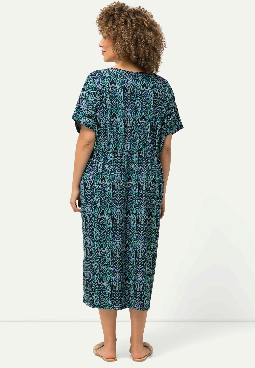 

Повседневное платье GRAPHIC PRINT SHORT SLEEVE Ulla Popken, темно-серый