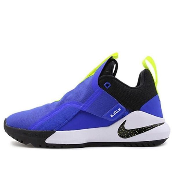 

Посол кроссовок 11 Nike, синий