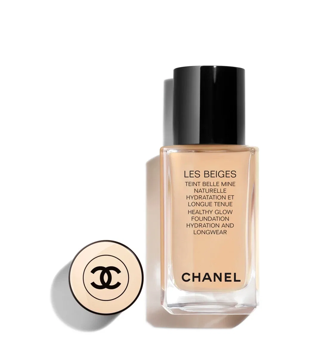 Тональная основа с натуральным сиянием, увлажнением и стойкостью Chanel, бежевый