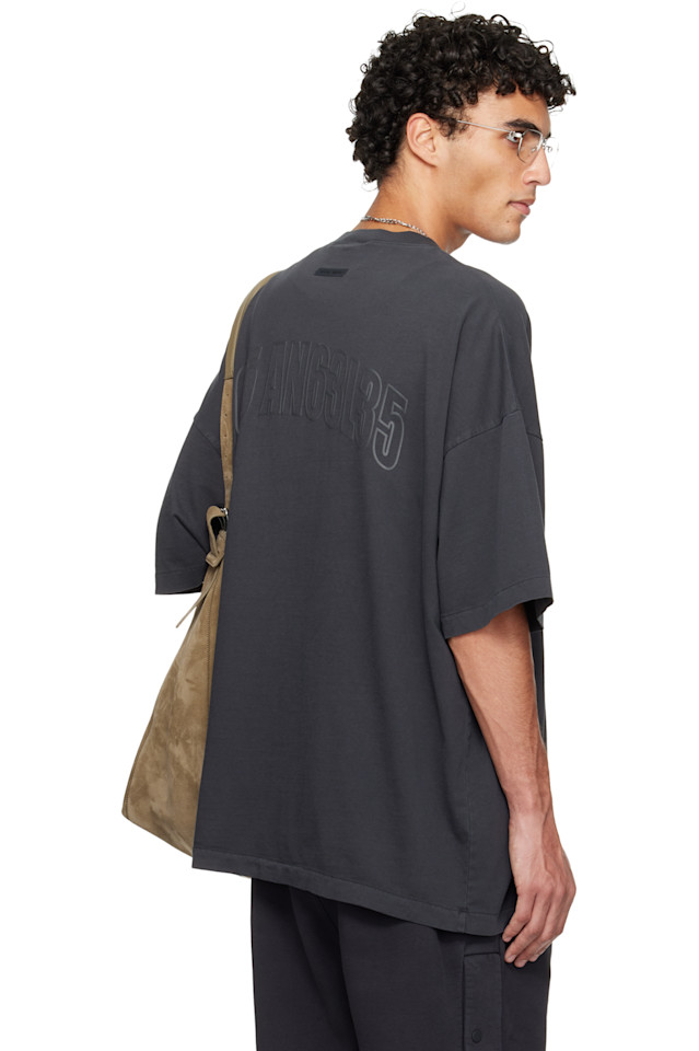 Fear Of God Essentials Серая праздничная футболка «Лос-Анджелес» в стиле 90-х — фото 3
