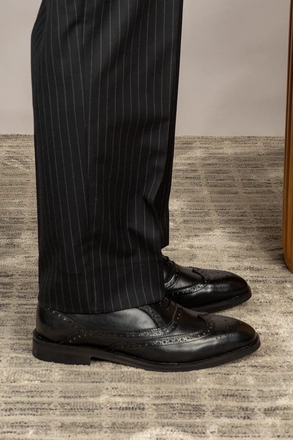 Туфли оксфордские wingtip из кожи Oswin Hyde, черный — фото 3