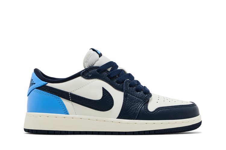 Кроссовки Air Jordan Air Jordan 1 Retro Low OG GS 'Obsidian UNC', синий — фото 2