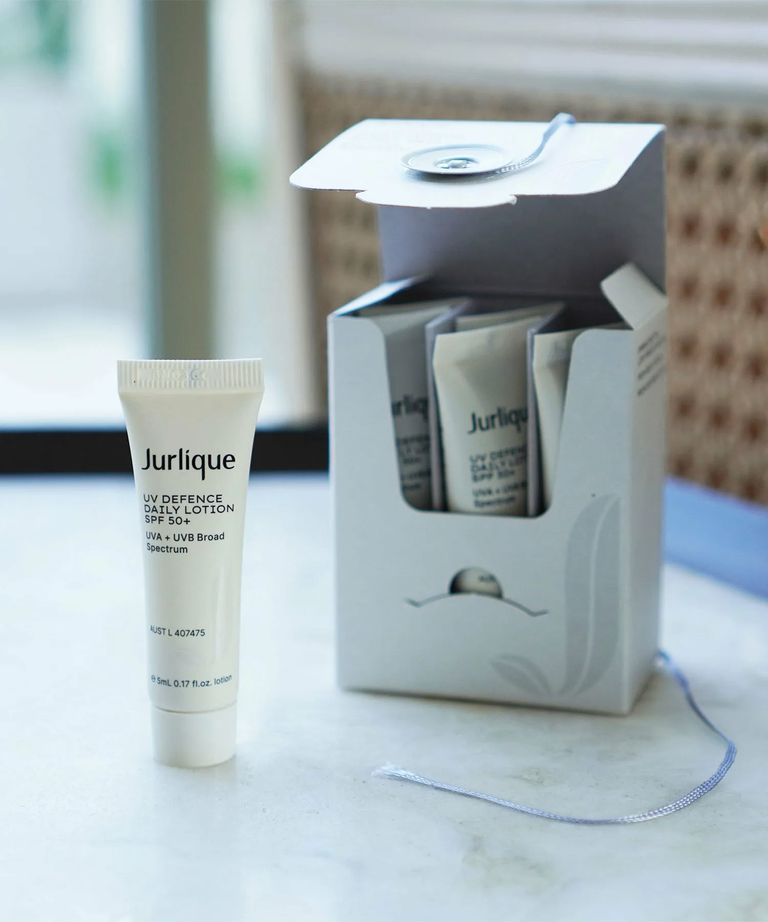 Julie's UV Defense Daily Lotion Everyday Jurlique, - — фото 4