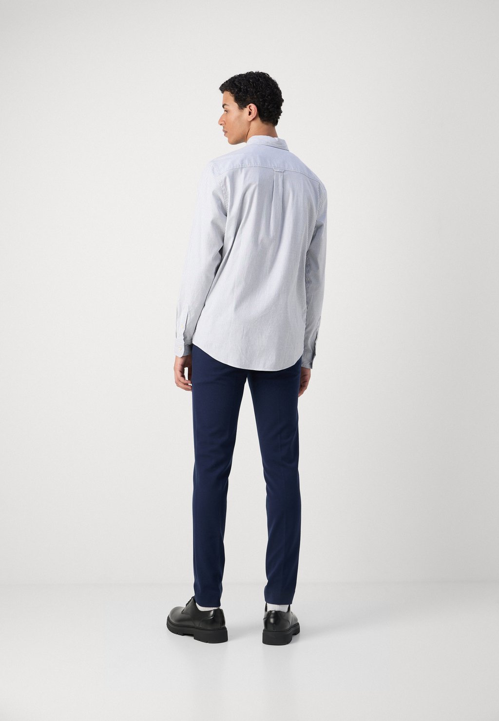 

Рубашка ESSENTIAL STRIPE Scotch & Soda, светло-голубой