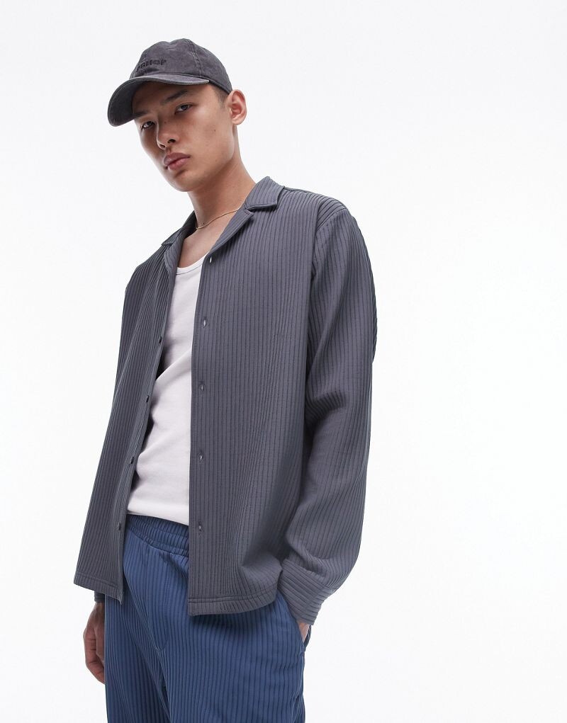 

Темно-серая плиссированная рубашка с длинными рукавами Topman