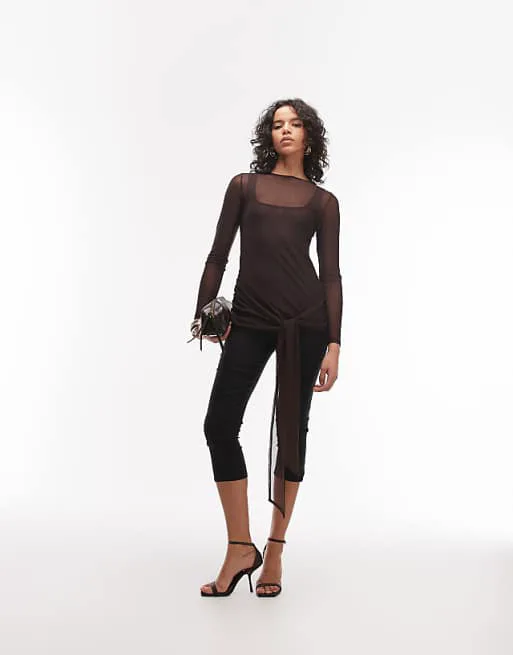 

Шоколадный сетчатый топ с кручеными длинными рукавами ASOS DESIGN