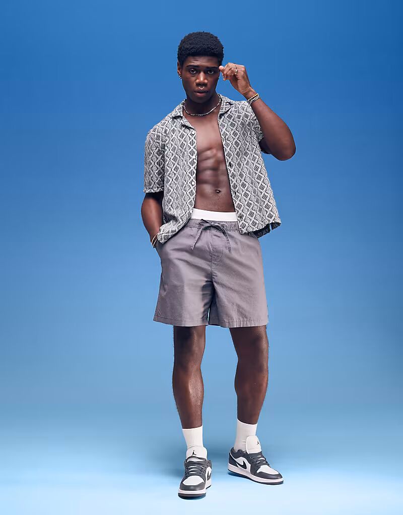 

Широкие шорты из льняной смеси ASOS DESIGN серого цвета