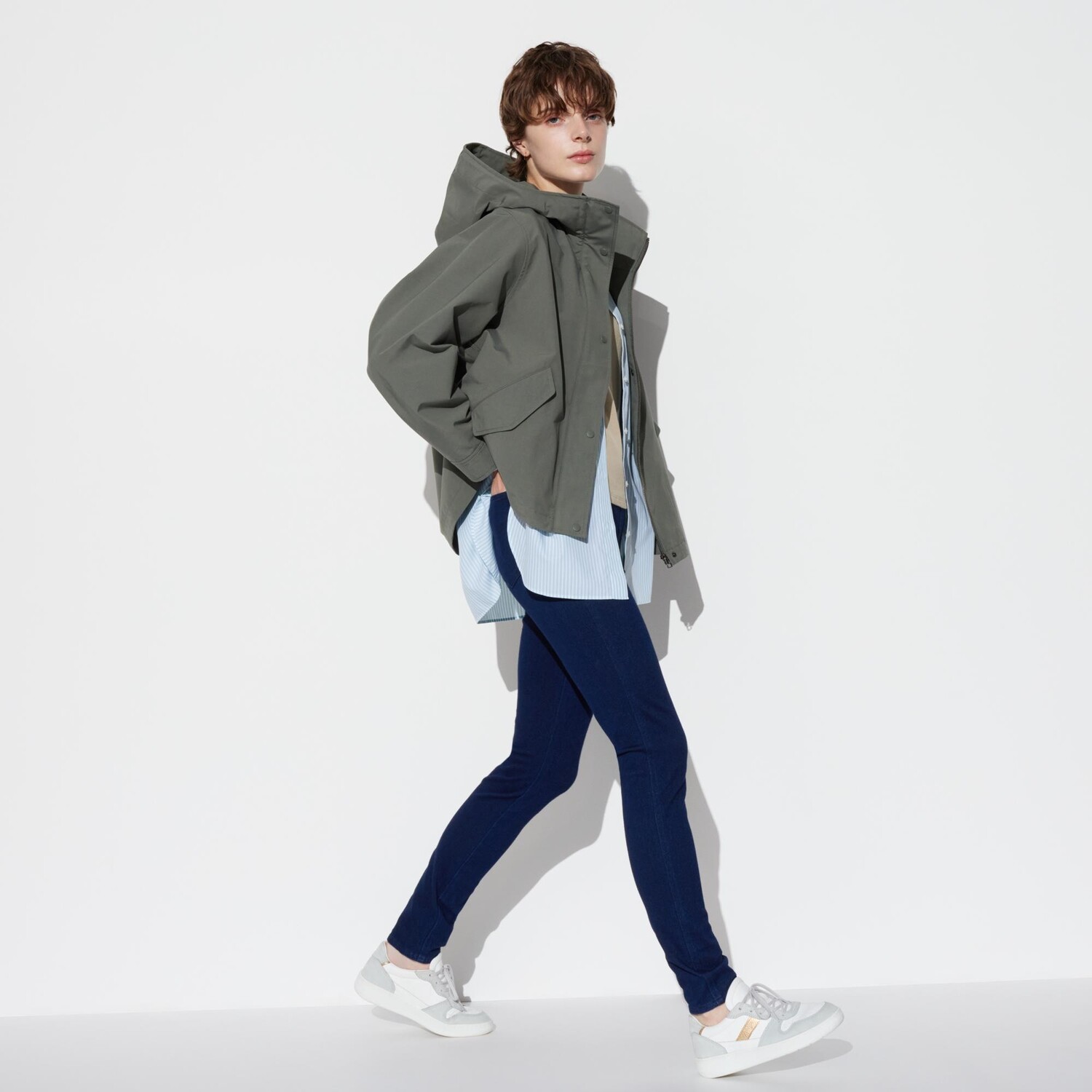 

Брюки-леггинсы UNIQLO из ультраэластичного денима, темно-синий