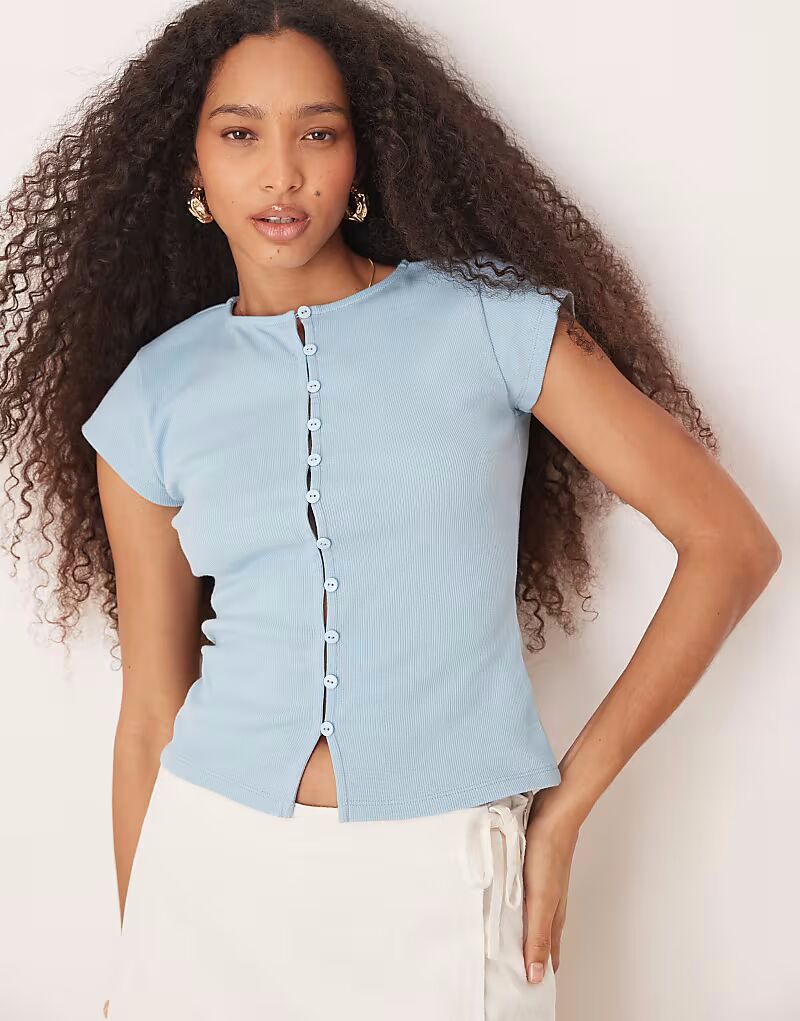 

Компактный топ с короткими рукавами ASOS DESIGN, с пуговицами, синего цвета