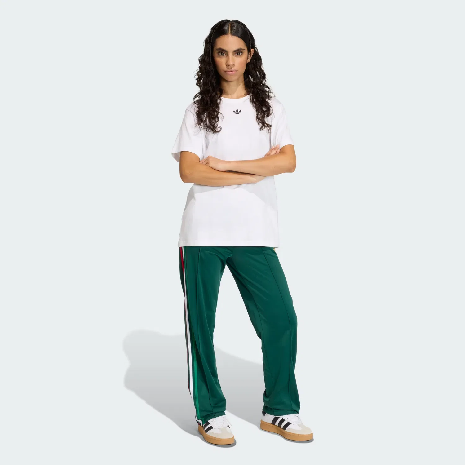 Женские спортивные штаны с трикотажной фактурой Firebird Classic Adidas Originals, темно-зеленый/ярко-зеленый/белый/алый — фото 4