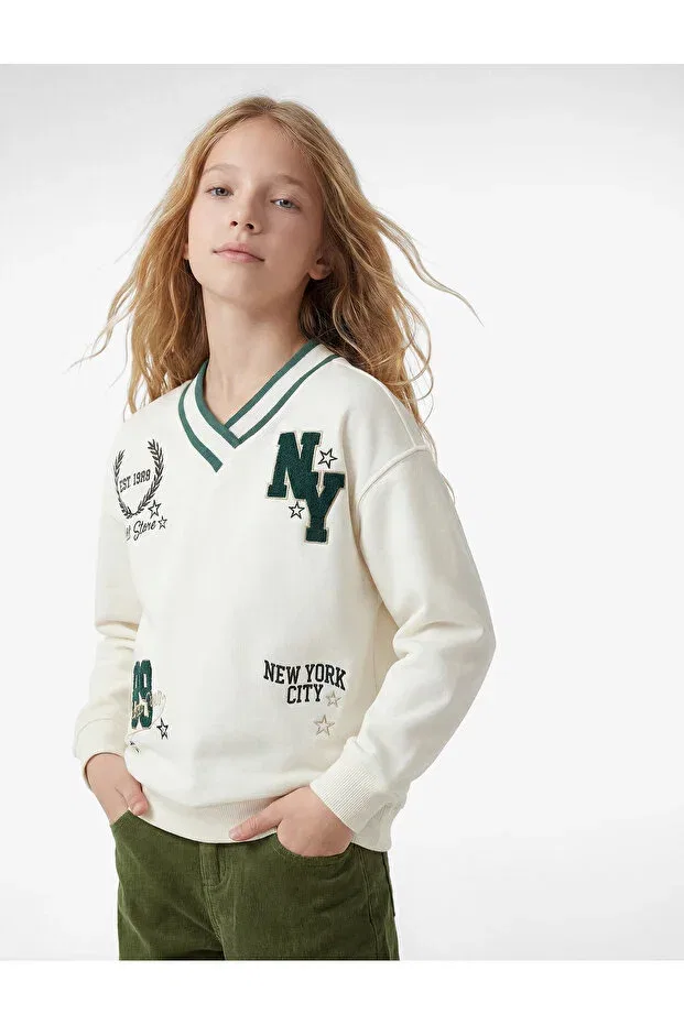 Детские свитшот для девочек с принтом Embroidery detailed long sleeve v-neck sweatshirt Koton, Ecru — фото 3