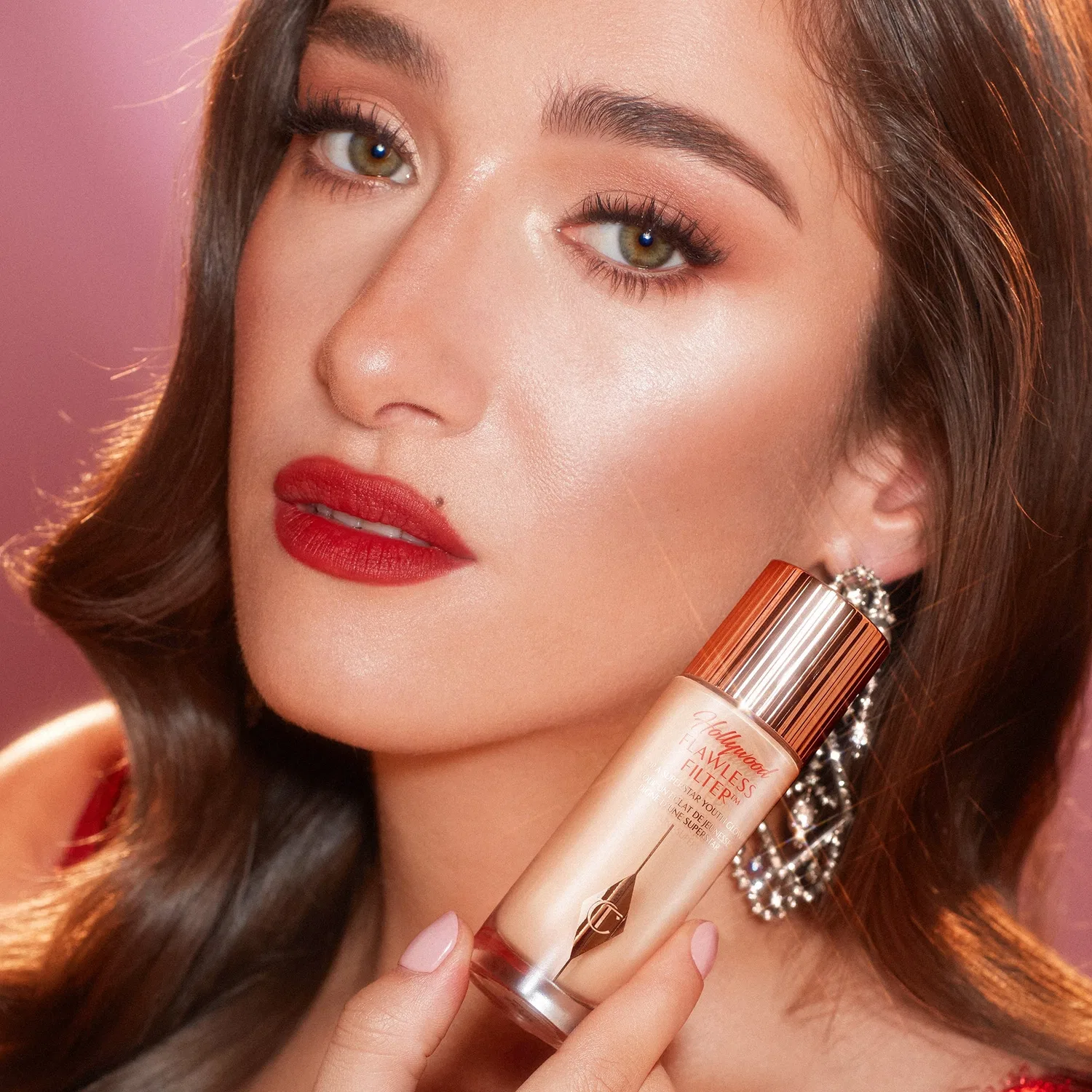 Осветляющая основа-праймер Hollywood Flawless Filter, 30 мл, Charlotte Tilbury, Shade 2.5 Fair — фото 2