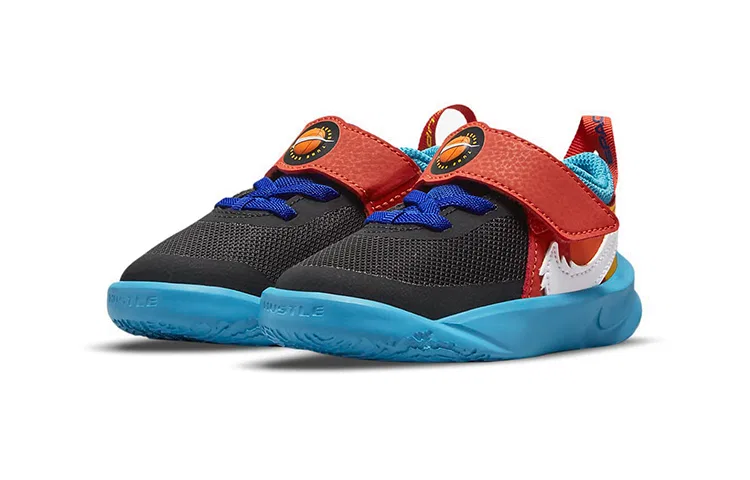 Детские кроссовки для малышей с гибкой подошвой Team Hustle D 10 SE Space Jam Black Nike, черный — фото 4