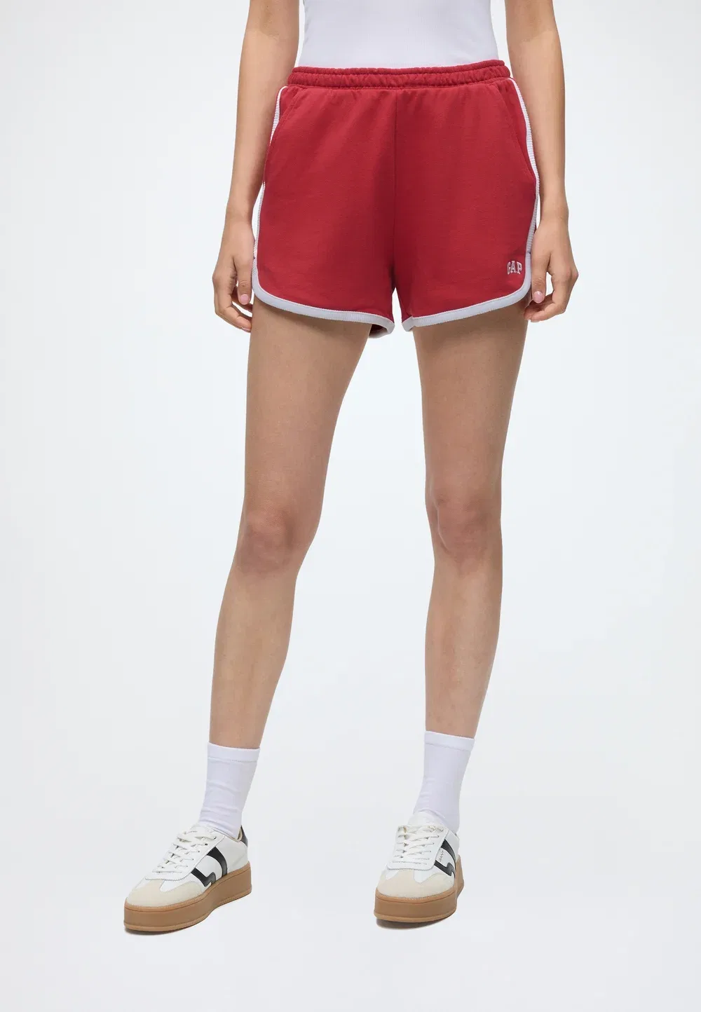 Шорты с логотипом дельфина Gap, Chakra Red