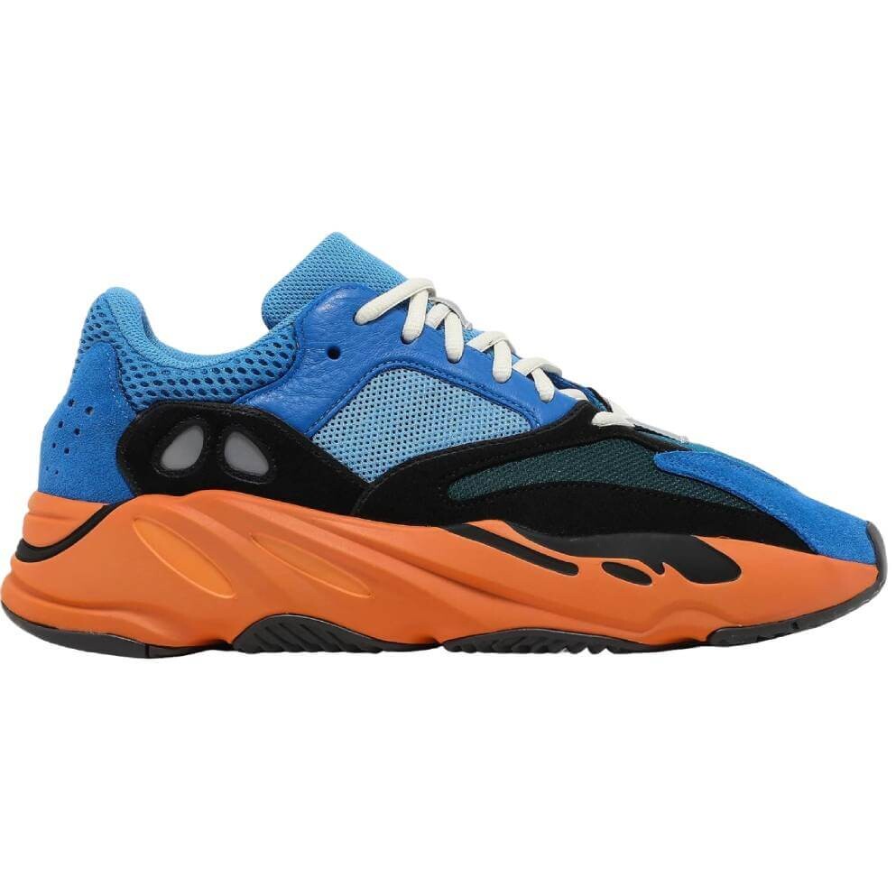 

Кроссовки Yeezy Boost 700 Bright Blue, синий